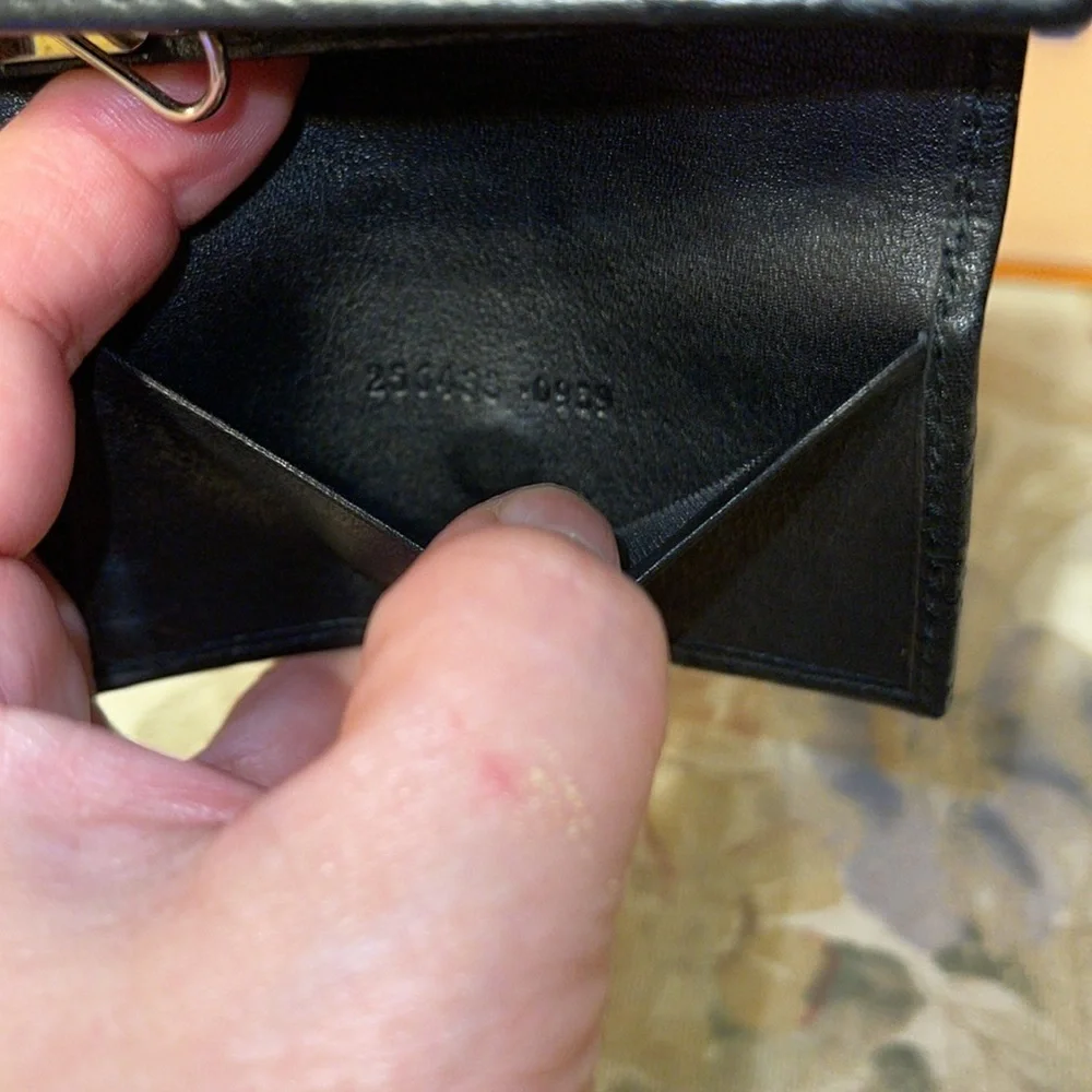 Sale Sale Sale Authentic Gucci Key Case for 6 keys